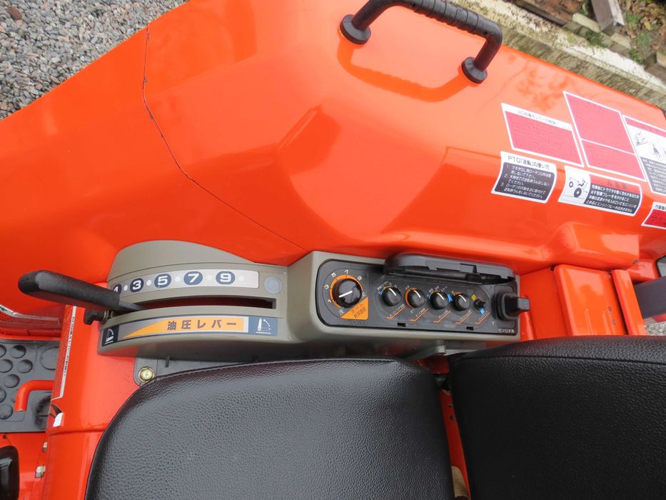 Трактор мінітрактор японський yanmar kubota