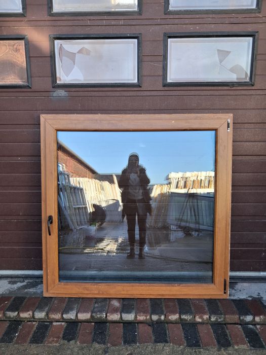 Okno złoty dąb 146x143 pcv brązowe dwuskrzydłowe DOWÓZ CAŁY KRAJ