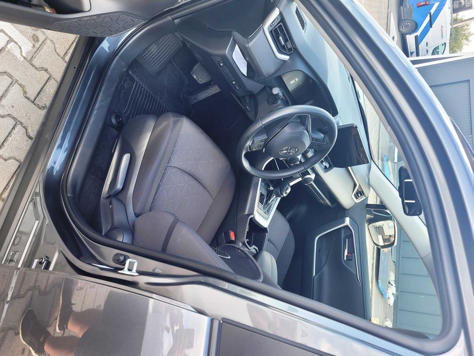 Toyota RAV4 2.5 Hybrid Comfort 4x2 z pakietem Style 2023