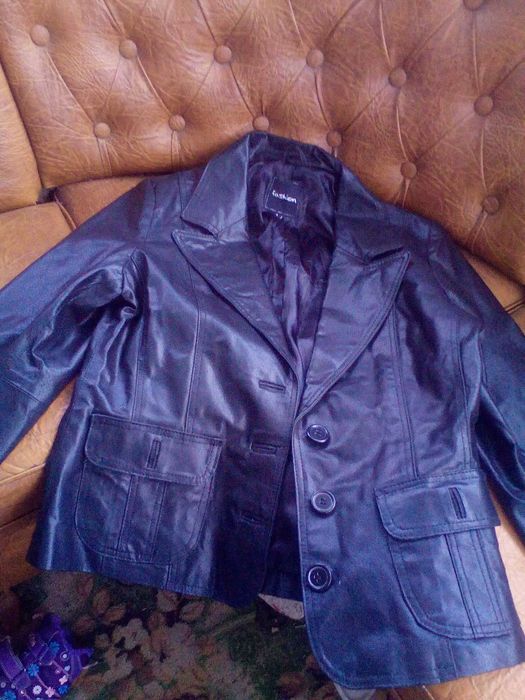 Педжак женский кожанный НОВИЙ