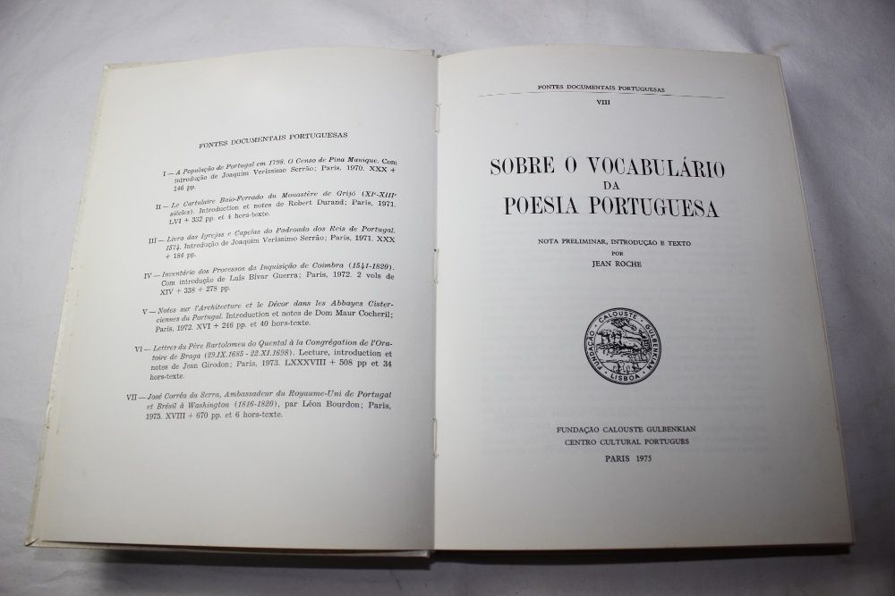 Livro-Sobre o Vocabulário Poesia Portuguesa-1975-Fundação C Gulbenkian