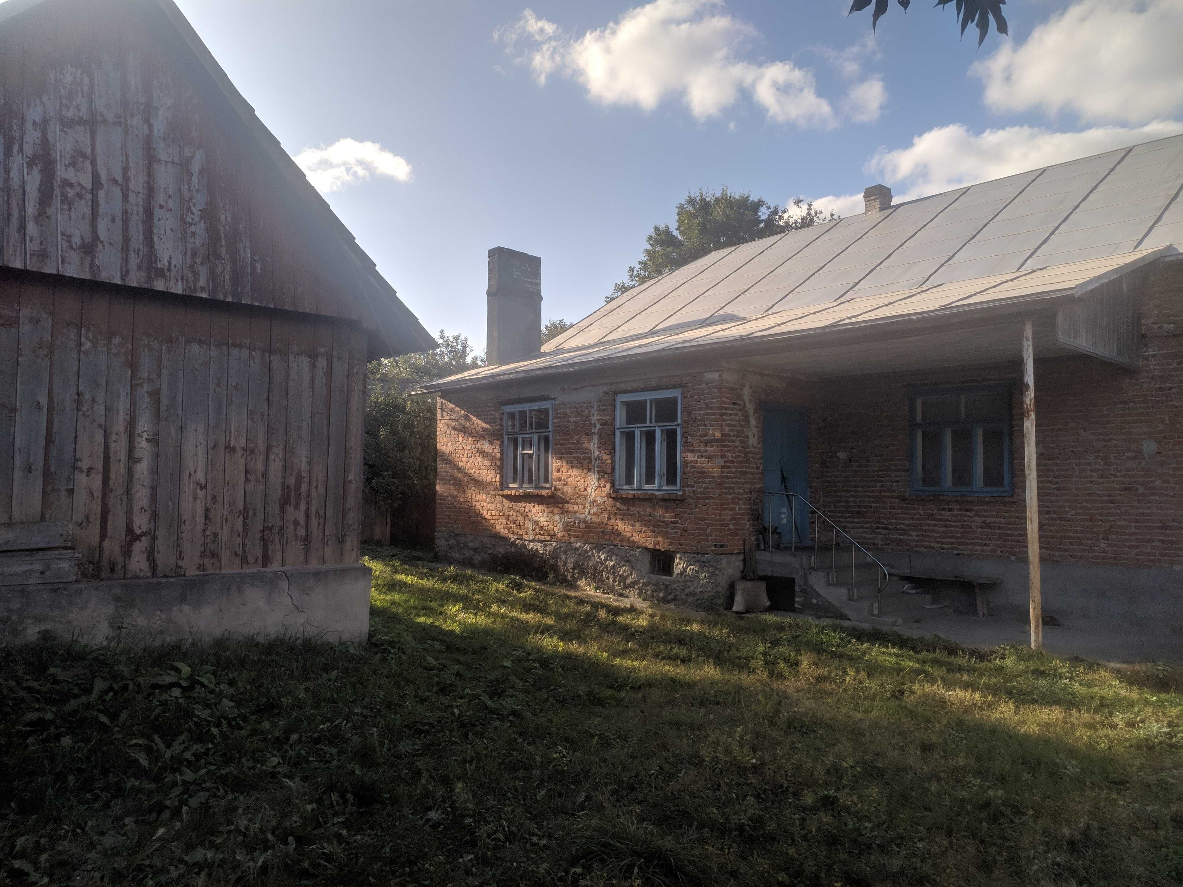 Будинок господарські споруди село дім Тернопільська обл Болязуби