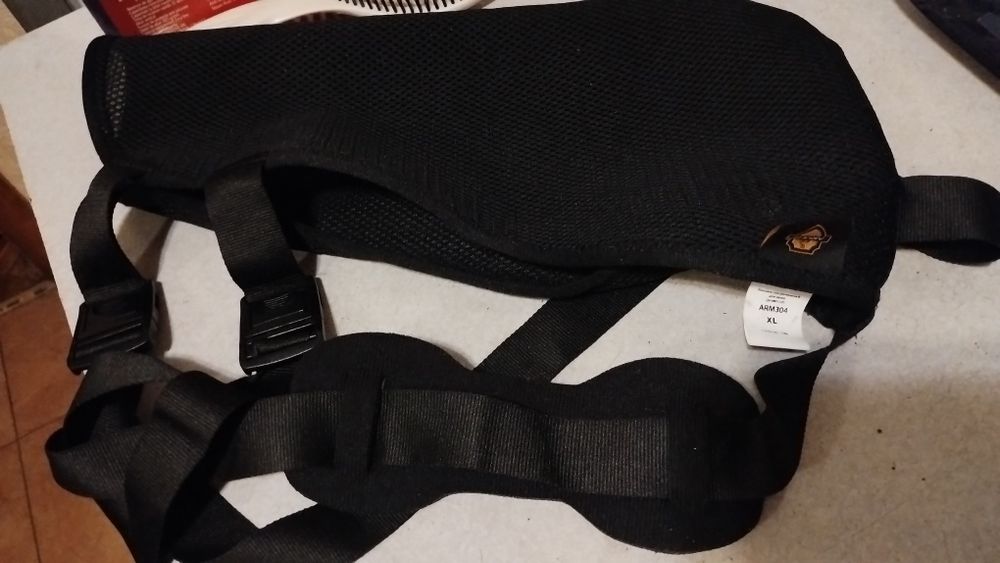 бондаж для руки (косыночная повязка)