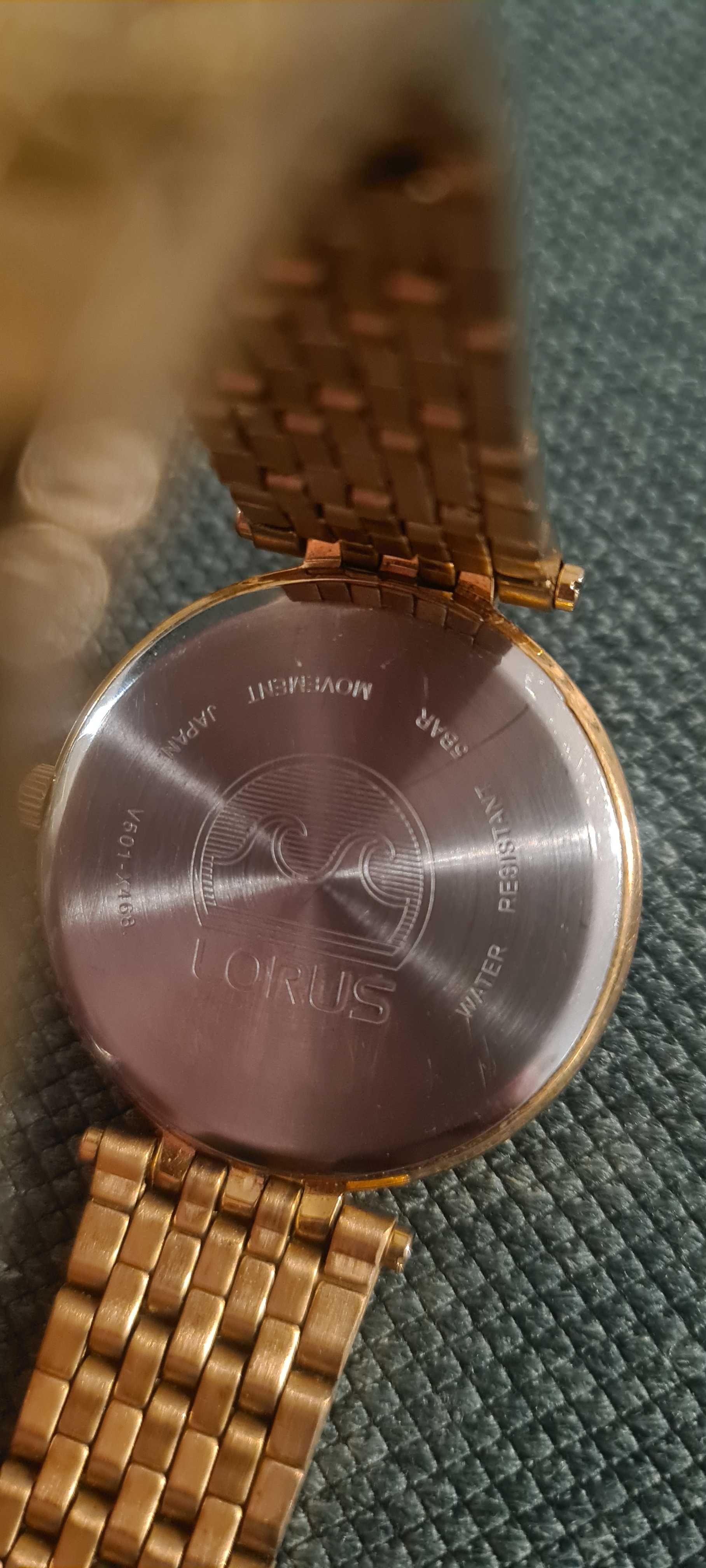 Elegancki zegarek damski Lorus, bransoleta, różowe złoto