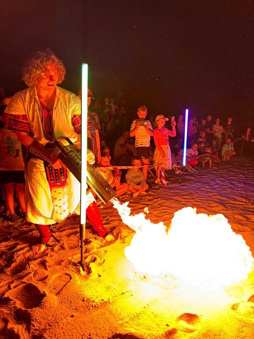 FIRESHOW LEDSHOW Teatr Ognia Atrakcja Pokaz Festyn Kupały Mikołajki