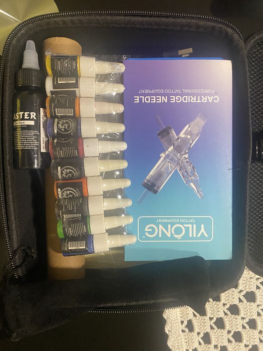 Kit de tatuagem completamente novo