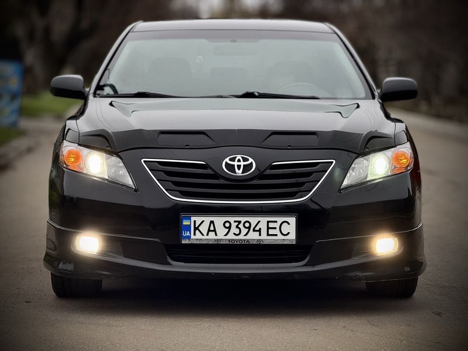 Продам авто Toyota Camry 40 автомат