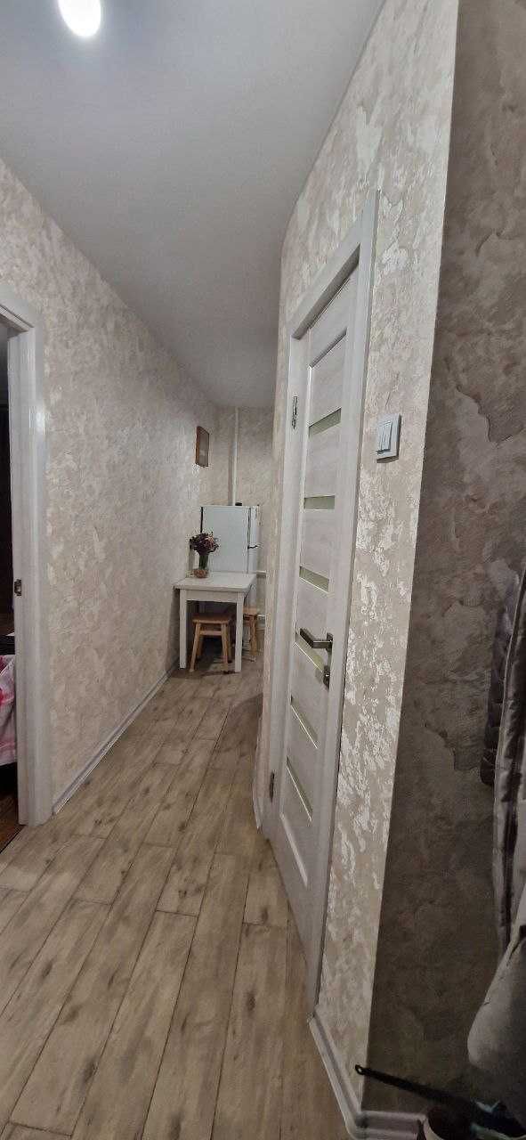 2 кімнатна квартира на вул. Толстого