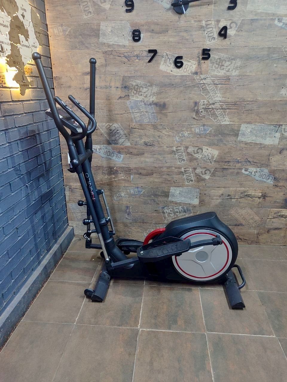 Орбітрек  HouseFit HB 8049ELM надійний, безшумний, доставка