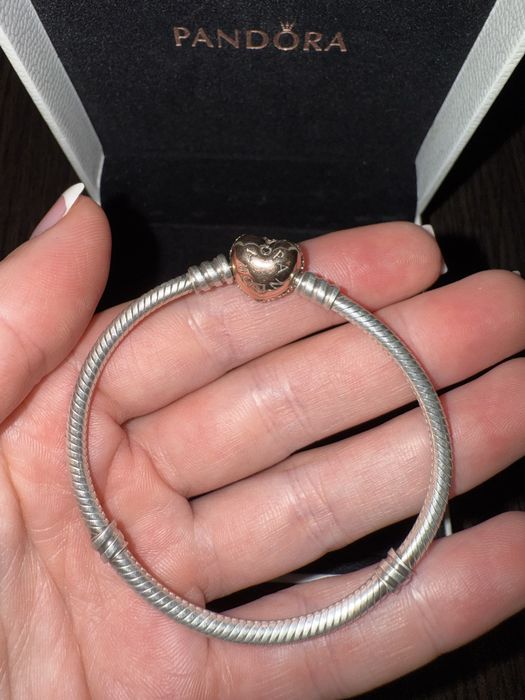 Pandora Браслет із застібкою-серцем із паве