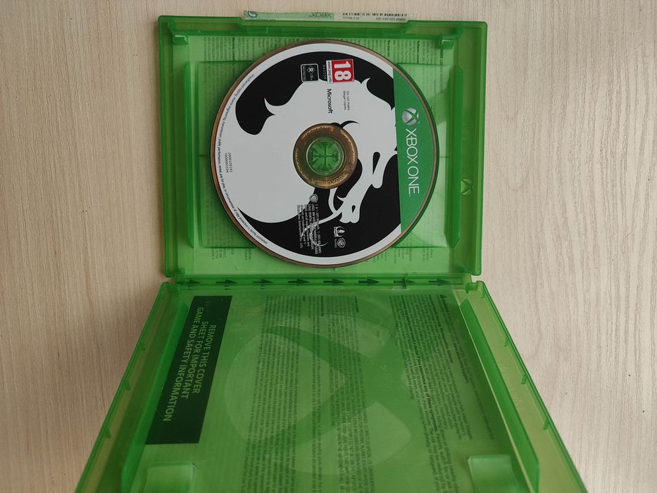 Диски з іграми на Xbox one