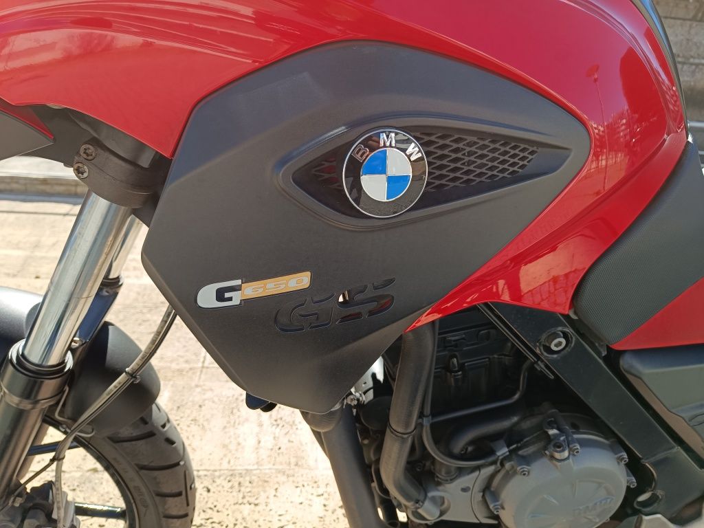BMW G 650 GS em excelente estado de 2016

Excelente estado pronta p