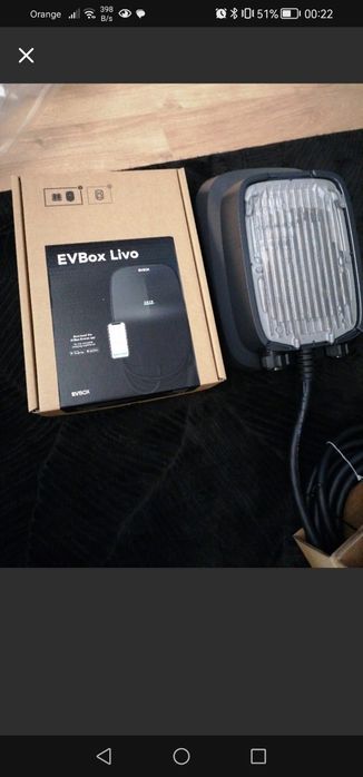 Nowa ładowarka do samochodów elektrycznych EVBOX L33262EUC00-CH0