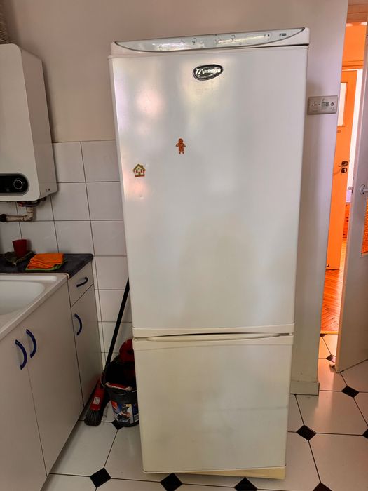 Lodówka sprawna biała