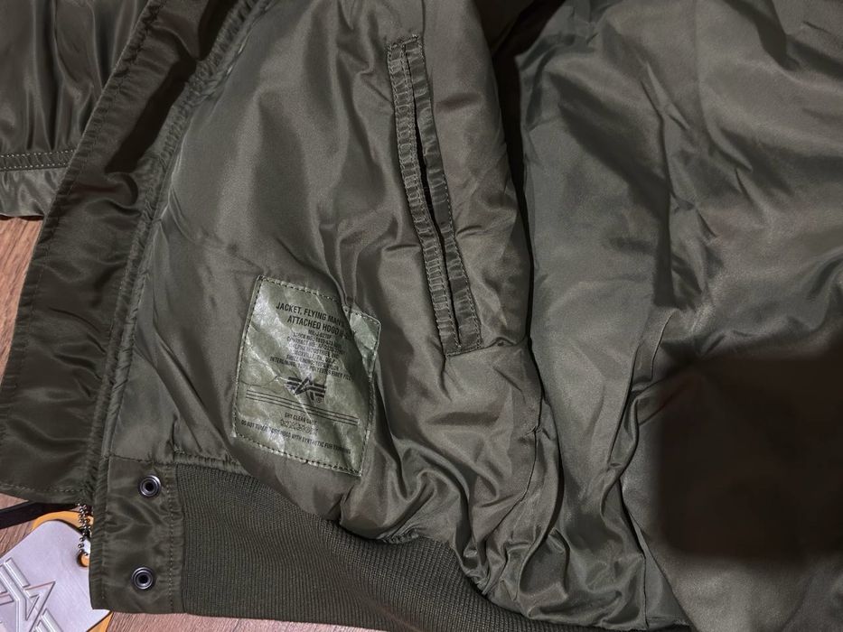 Новый Бомбер Alpha Industries N2B