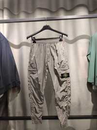 Джоггери STONE ISLAND 22SS 31021 Nylon Metal Pants Ice