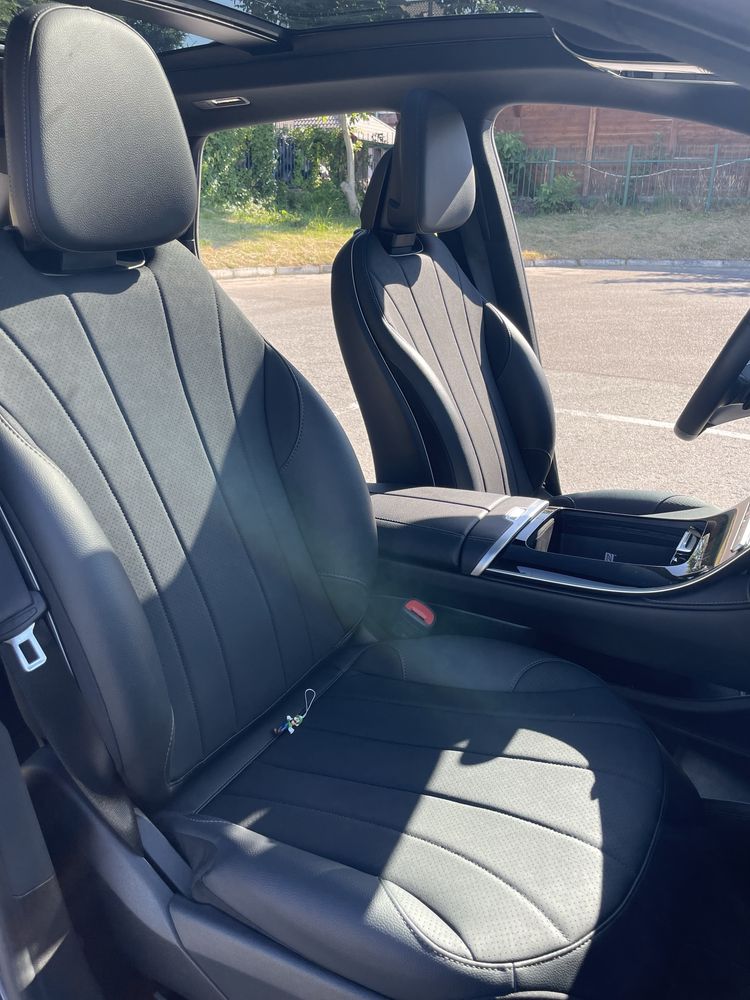 Mercedes bens EQE SUV 2023