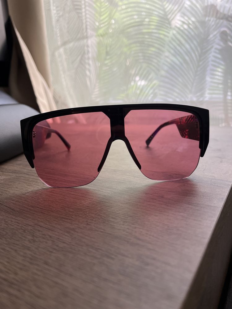 Hawkers różowe duże okulary przeciwsłoneczne etui skórzane gratis