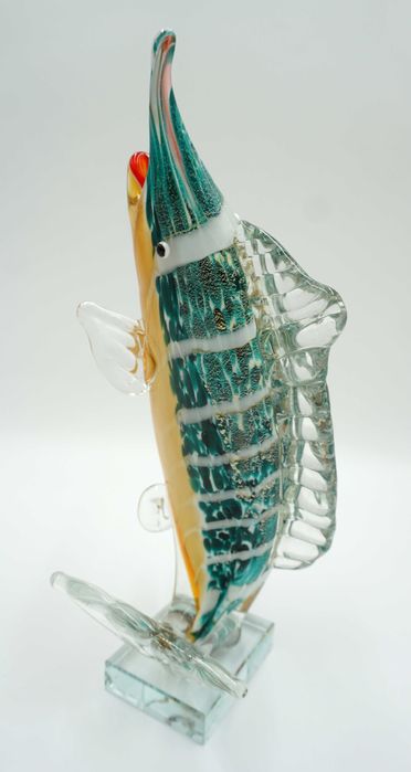 SZKŁO w stylu murano figurka duża ryba na ogonie