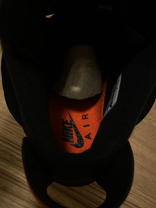 Nike Air Jordan Retro 6 Black Infrared 2019