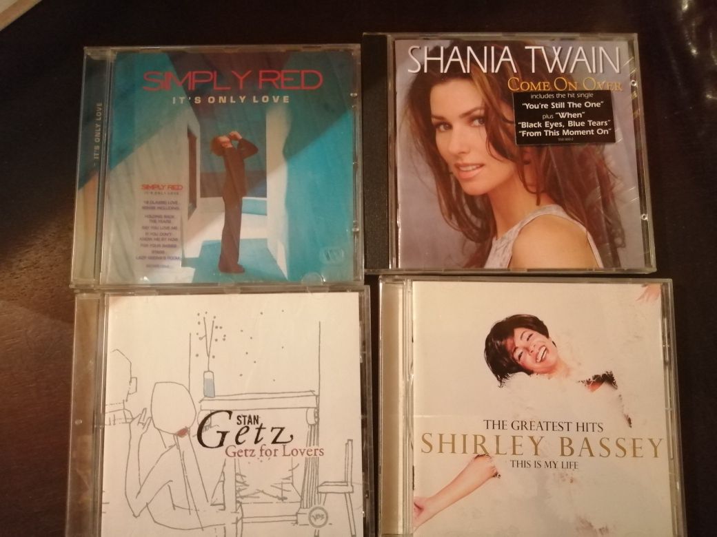 CDs musica variada 2€