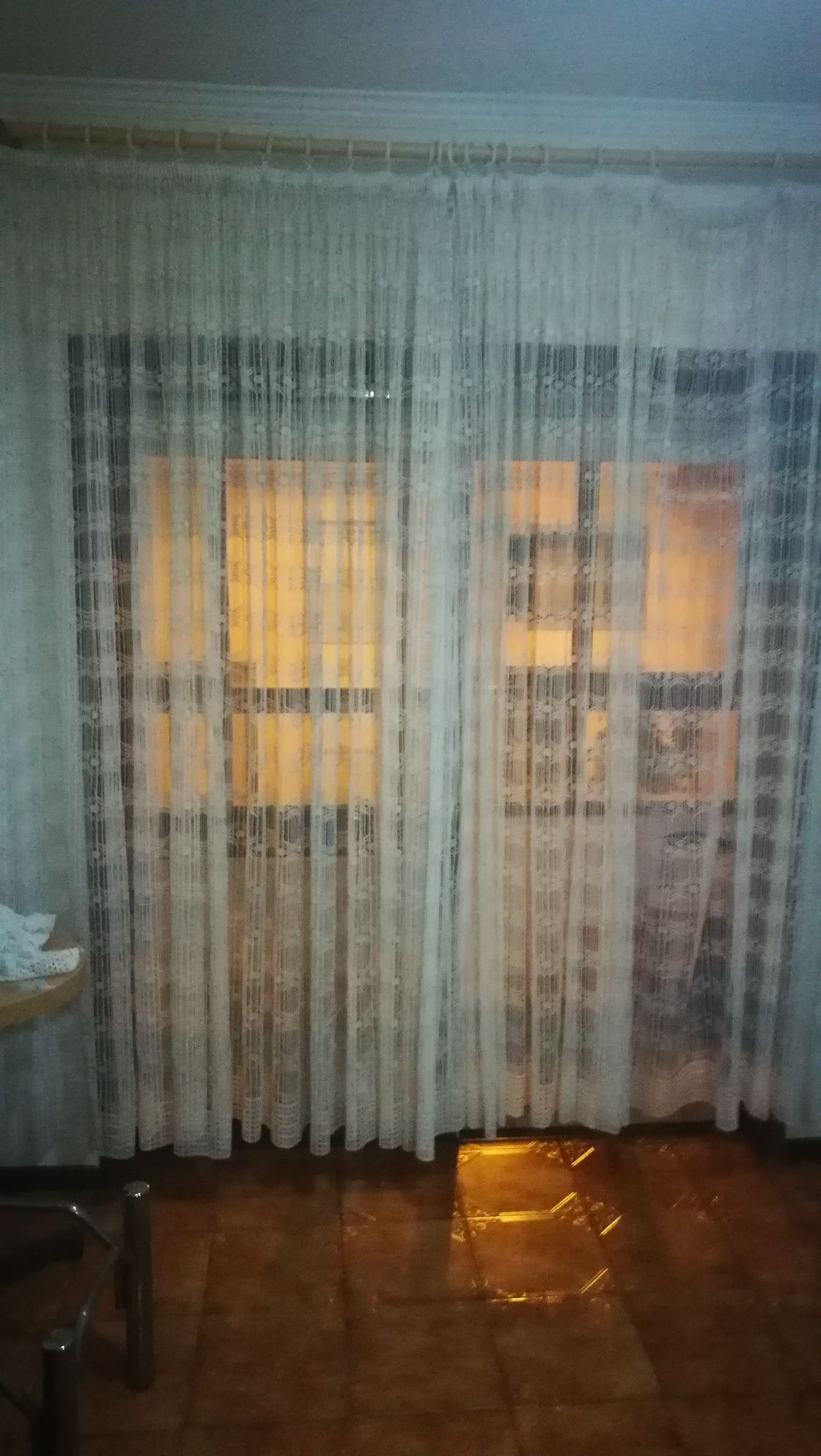 Cortinados em renda e cortinados em tecido novos