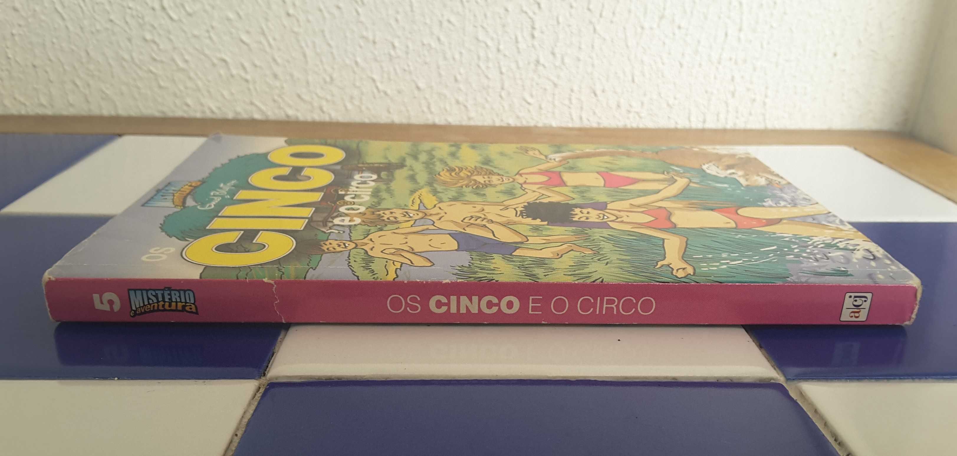 Livro "Os Cinco e o Circo", de Enid Blyton