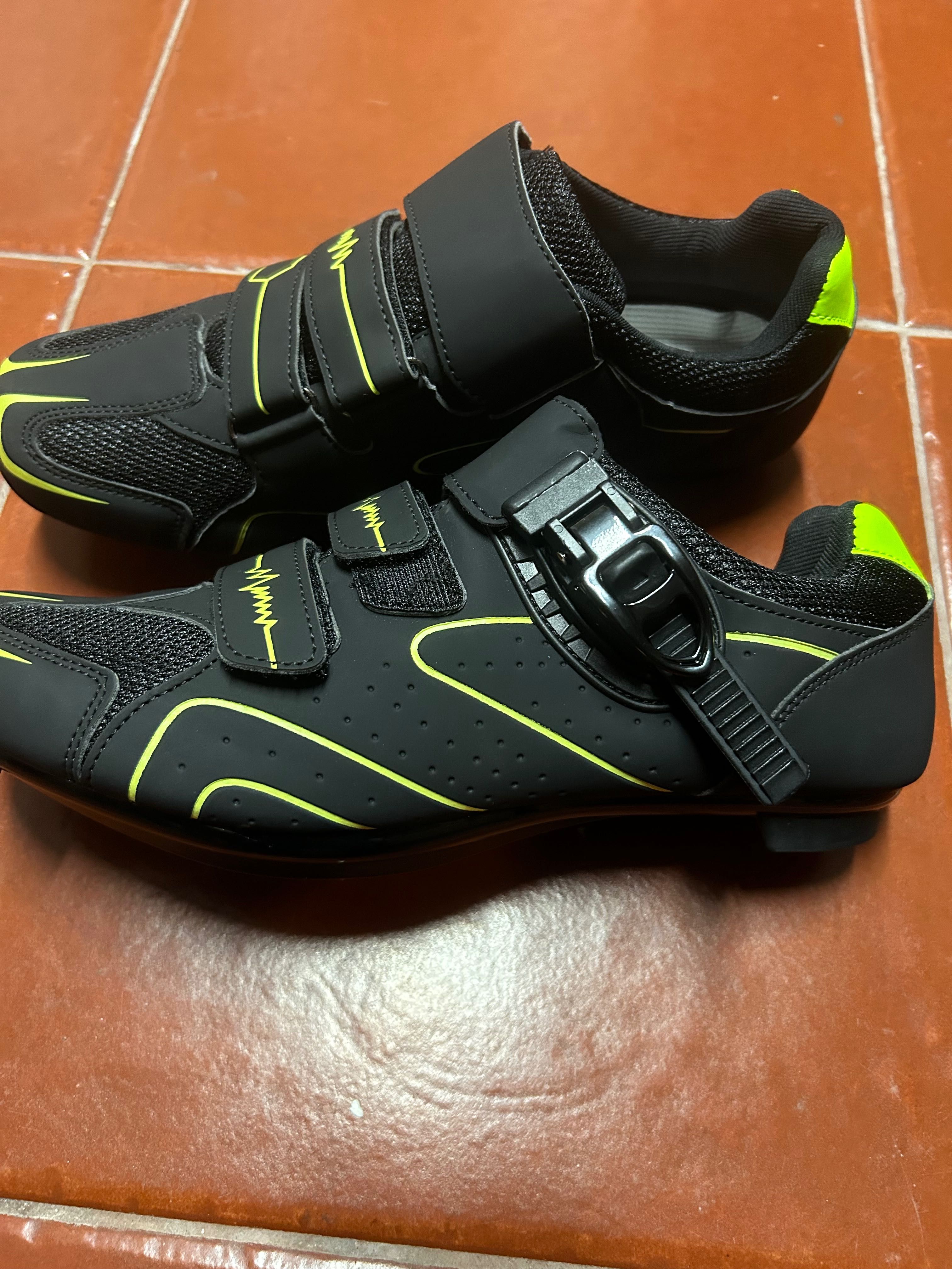 Sapatos ciclismo novos 42