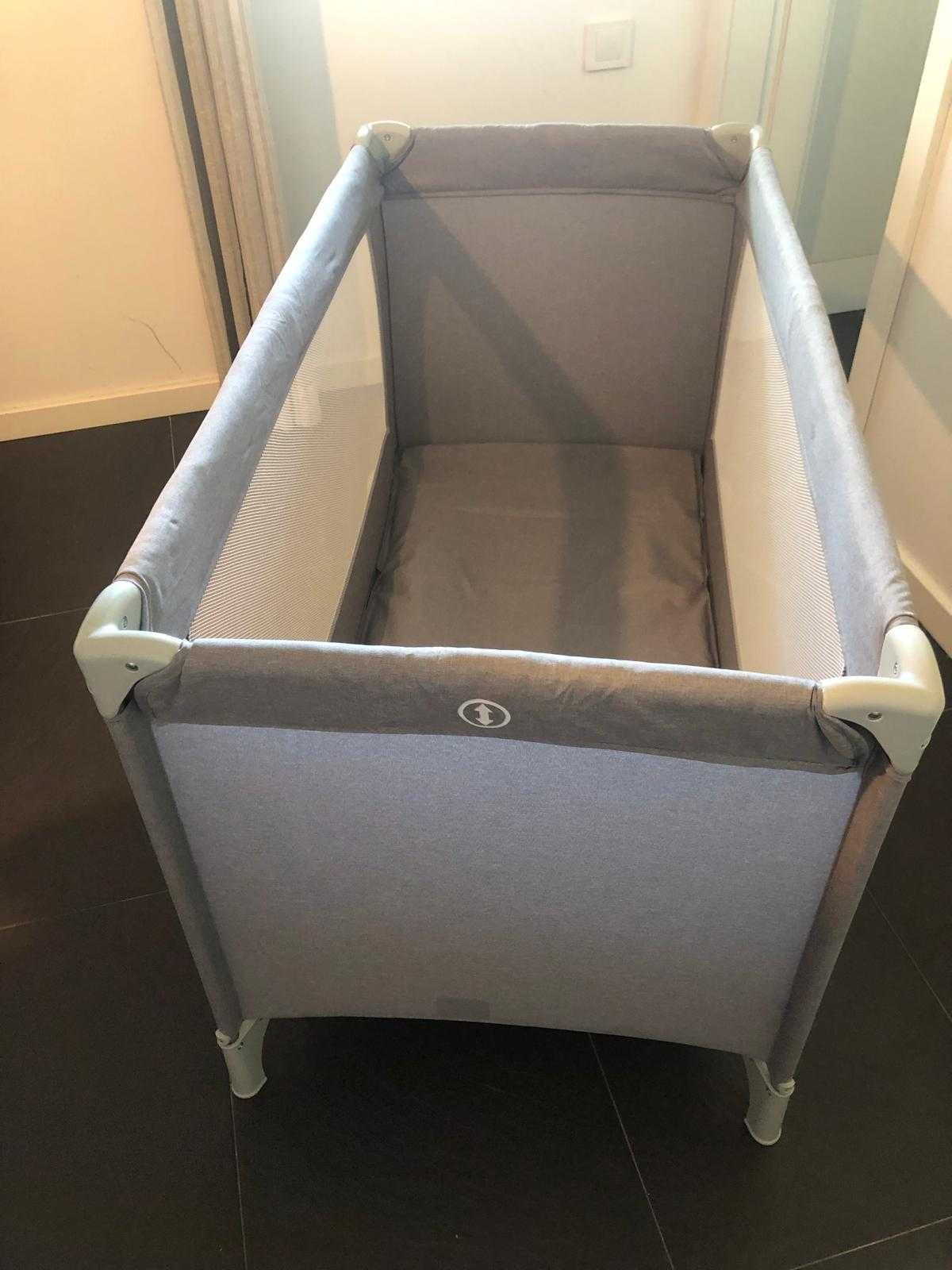 Vende-se cama de bebé de viagem