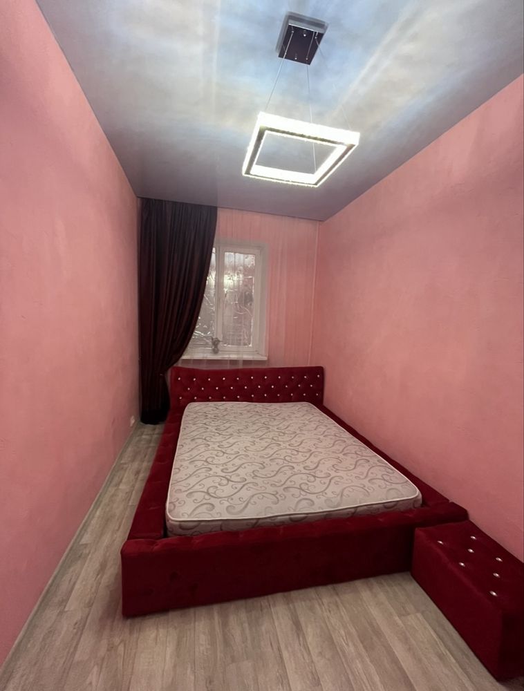 Продам свою 2-х комнатную в центре