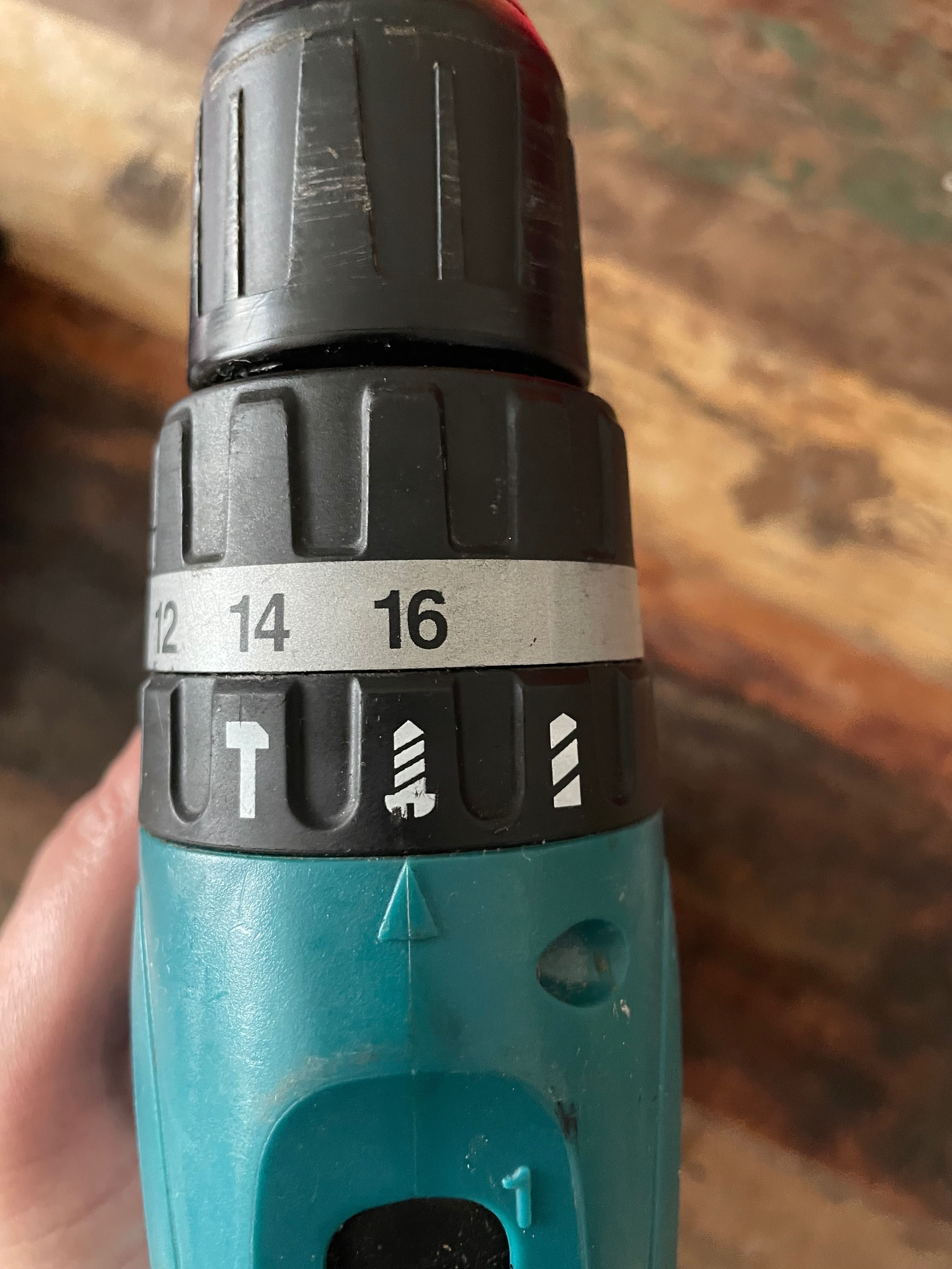 Berbequim Combinado  Makita 8281D
