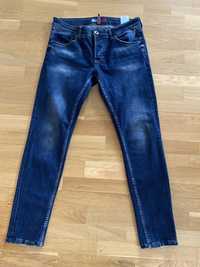 Tommy Hilfiger jeansy 32 na 34. Rozm M 38 rurki jeansy TH