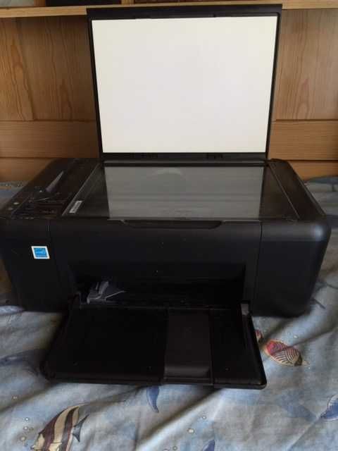 Ofereço Impressora HP Deskjet F2492