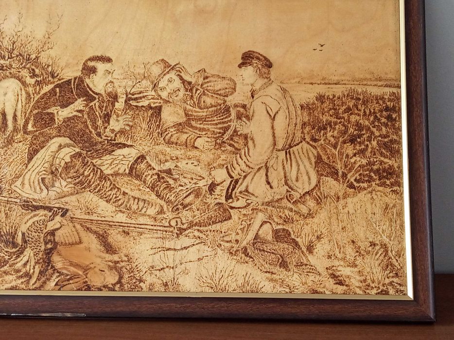 Картина «Охотники на привале» выжигание, 40х60см. Подарок