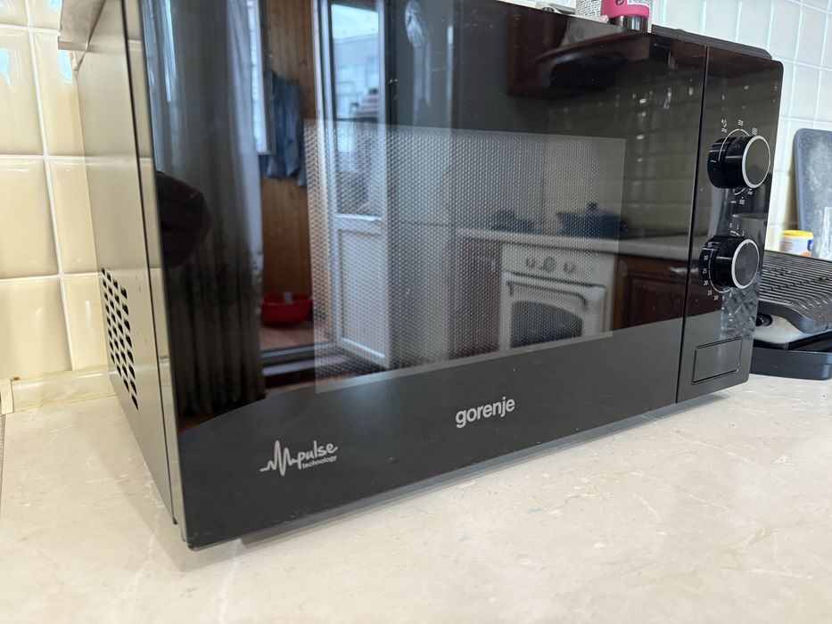 Мікрохвильова піч GORENJE MO21MGB