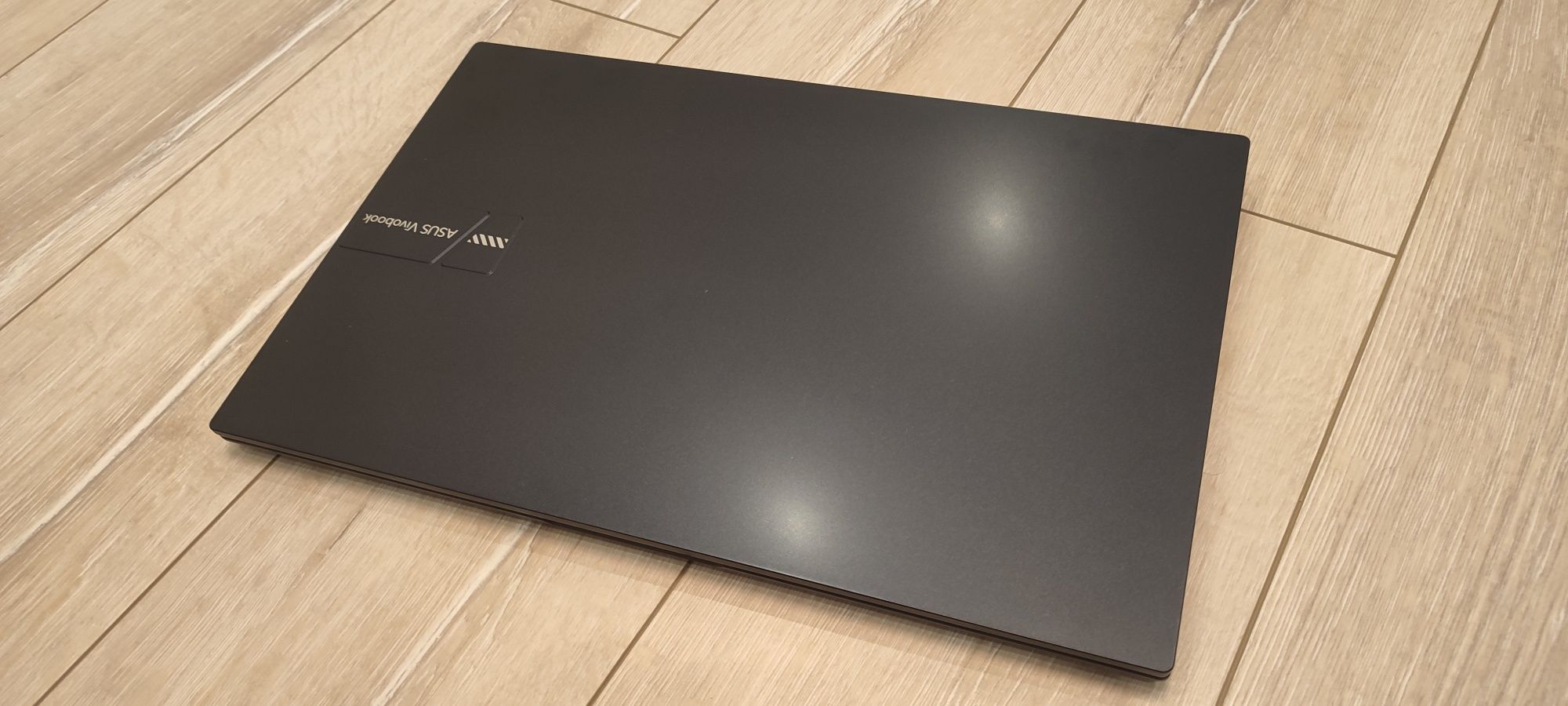 Asus Vivobook s15 - i5 1235u/16gb/512ssd