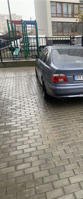 Bmw E39 не фарбована