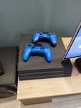 Play station 4 pro