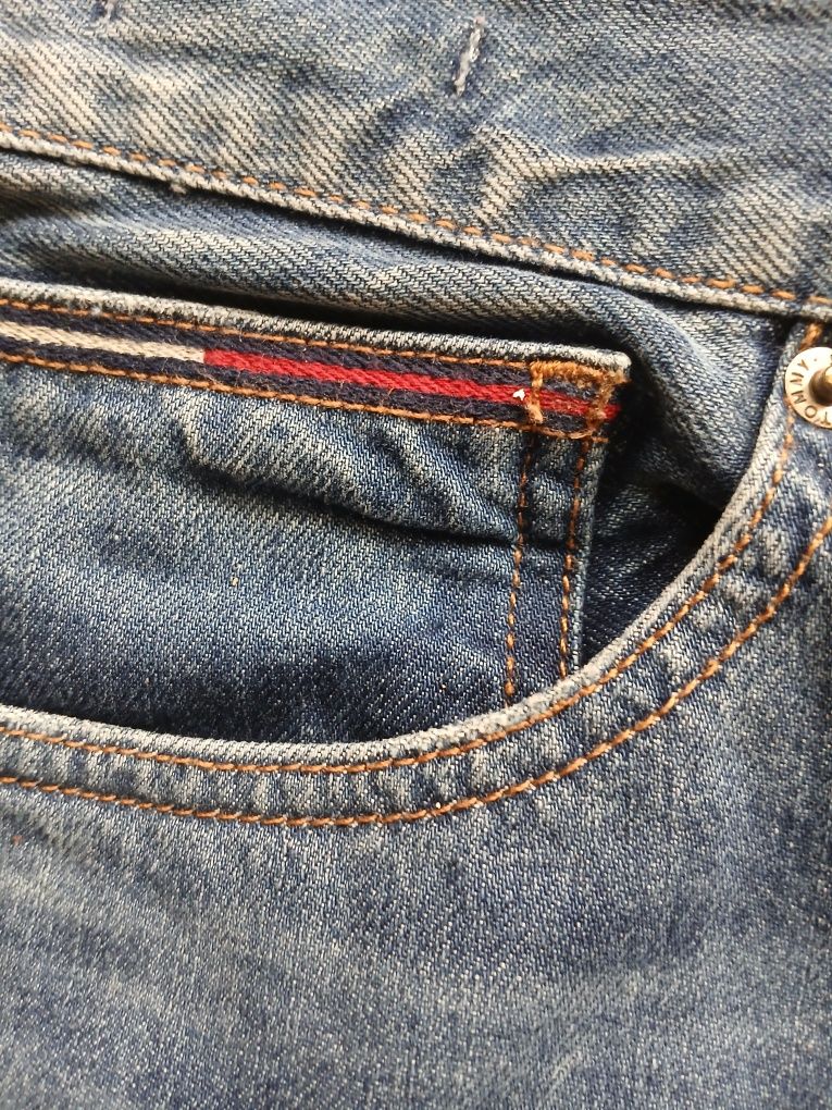 Tommy Hilfiger nowe dzinsy meskie rozm. 32/30