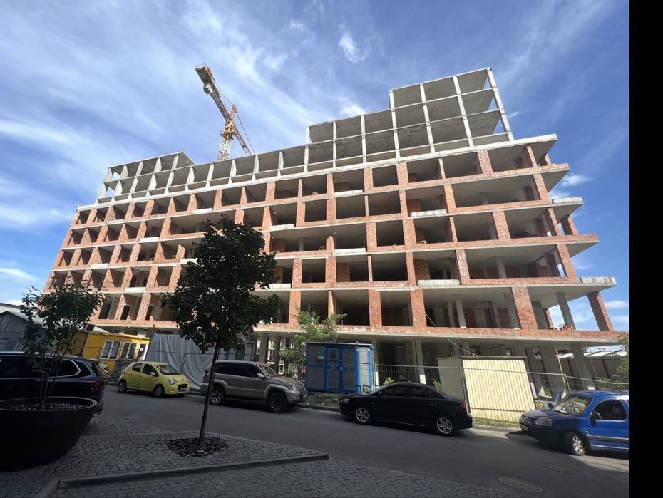 Продаж паркомісця в ЖК Rybalsky / 7 будинок