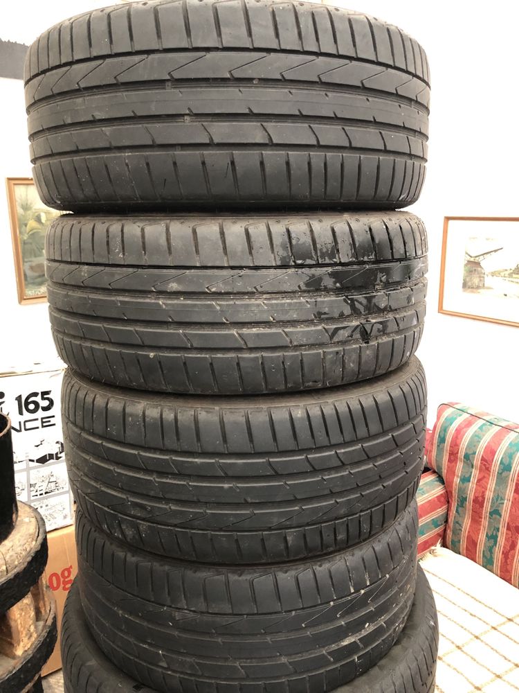 Шини Hankook 225/40R18