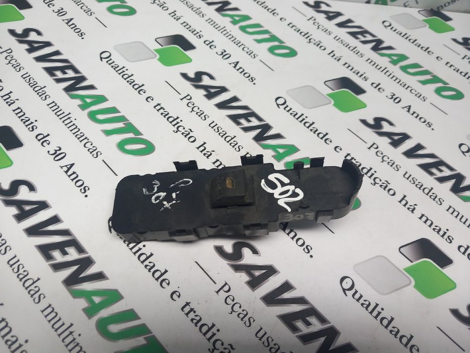 Comando / botão / interruptor vidros frente direito PEUGEOT 307 (3A/C)