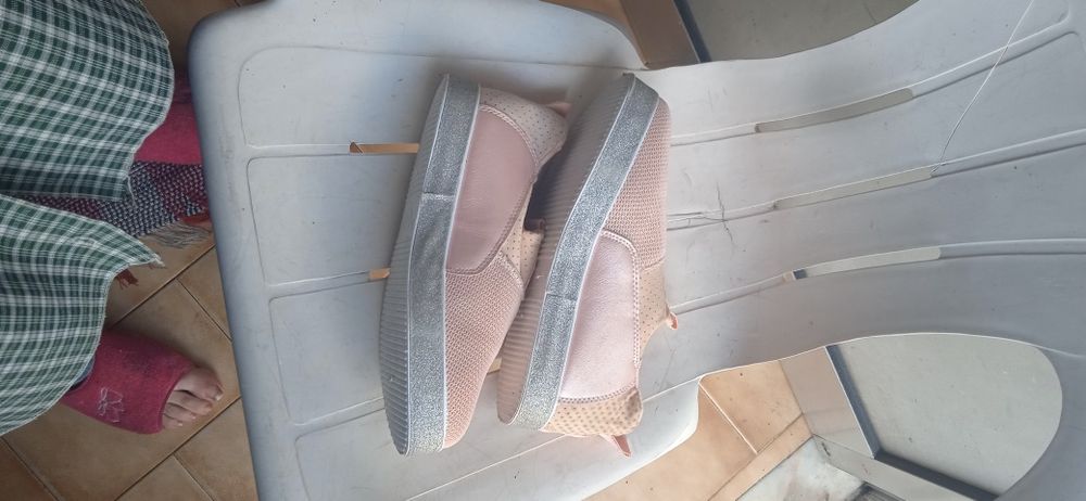 Sapatos desportivo senhora côr rosa