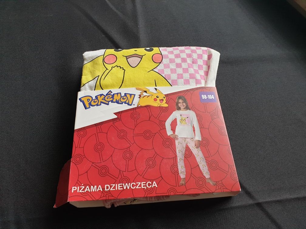 Nowa piżamka Pokemon 98/104 plus gratisy