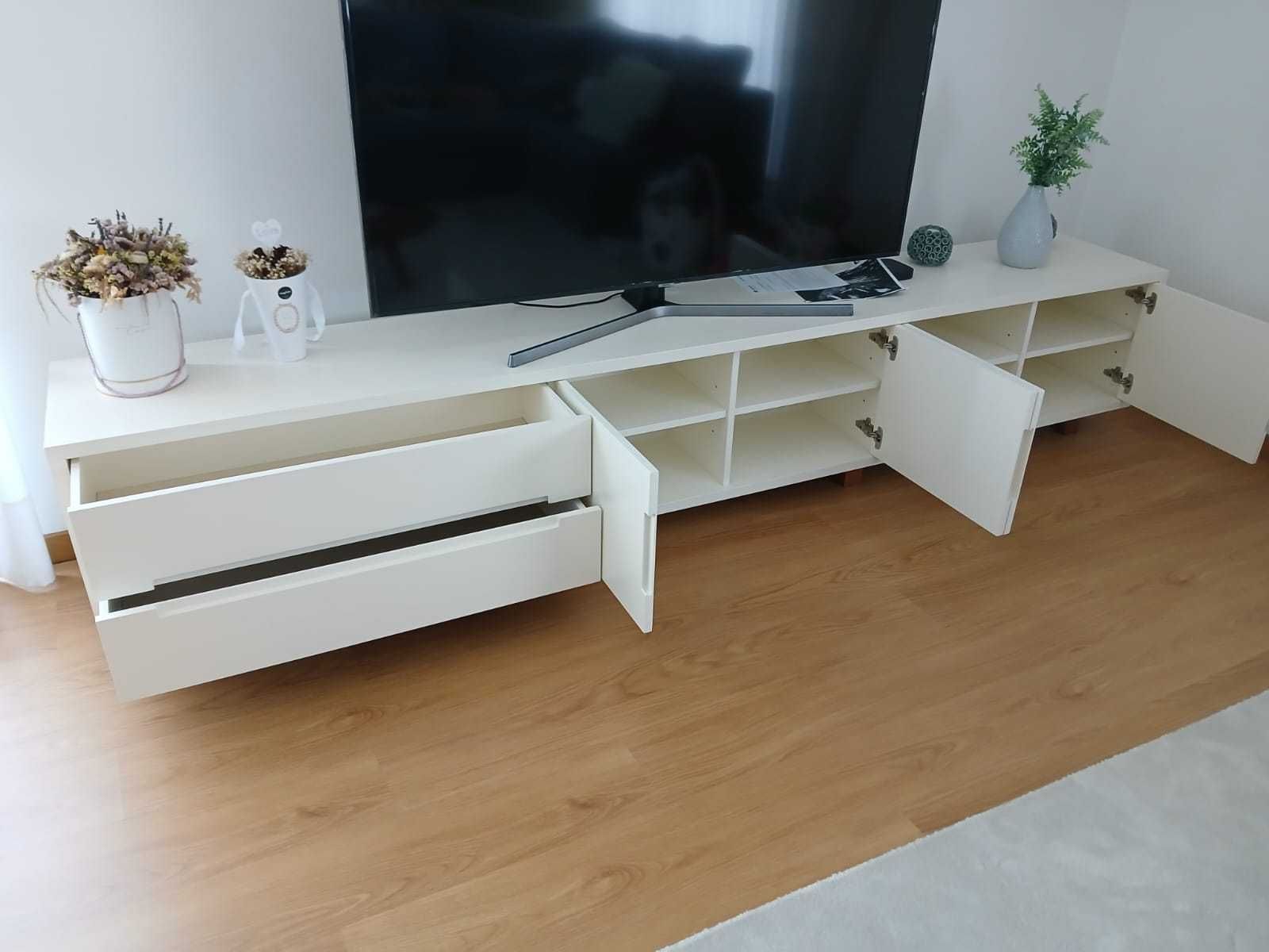 Móvel TV Lacado Branco - 3,00x0,45m - Design exclusivo