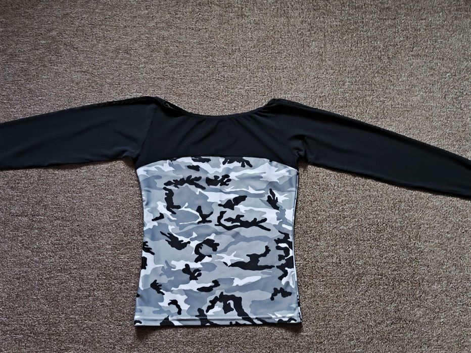 Тоненький лонгслів, реглан  на дівчинку р.122-128 см.