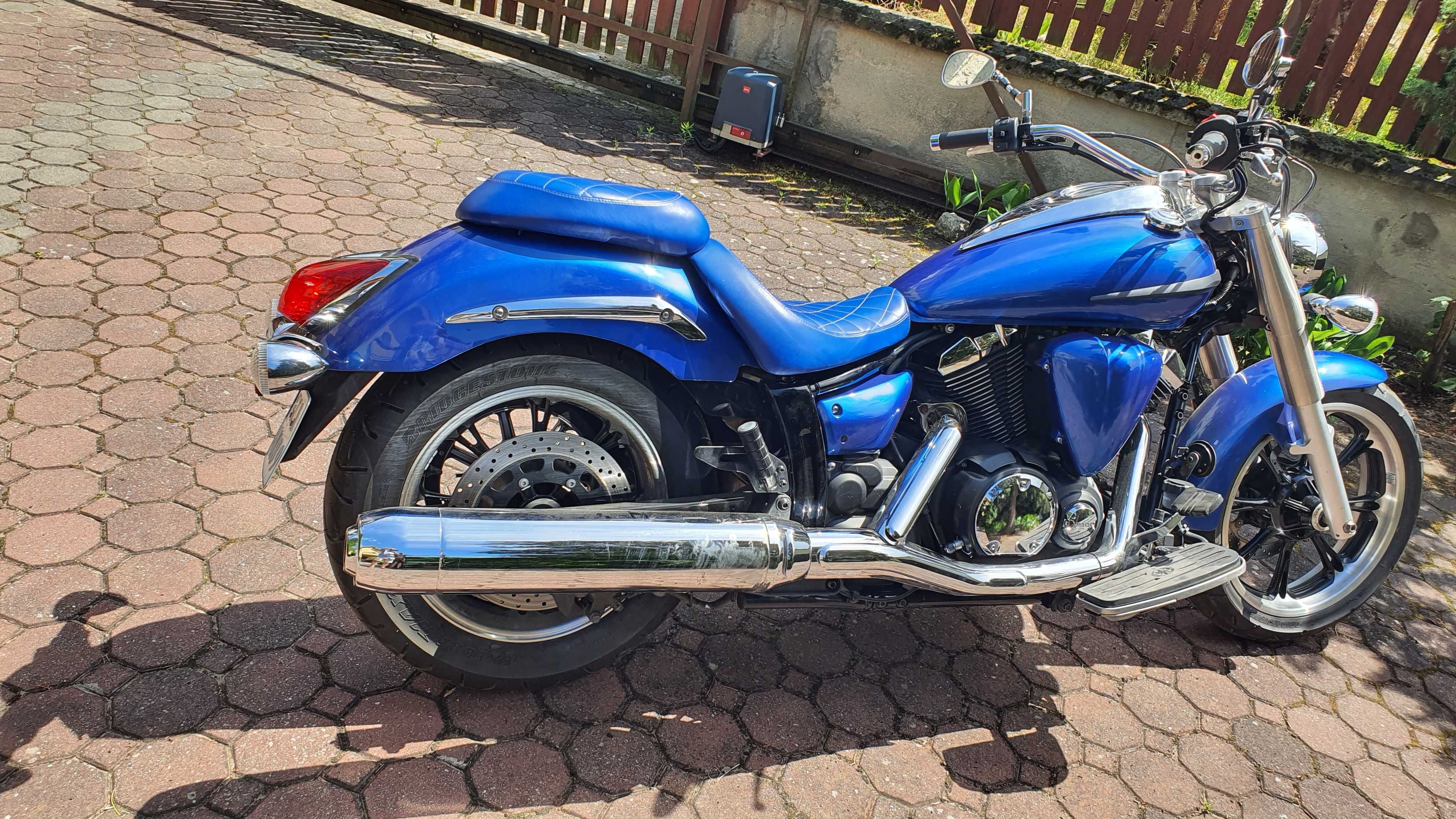 Motocykl Yamaha XVS 950 midnight Star chopper