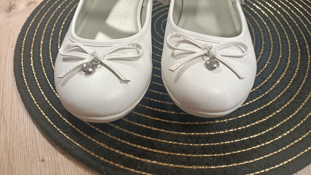 Baleriny białe Komunia roz. 37 S.Olivier
