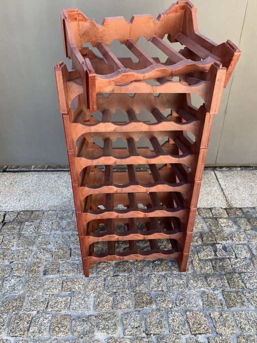 Vendo garrafeira boa arrumação