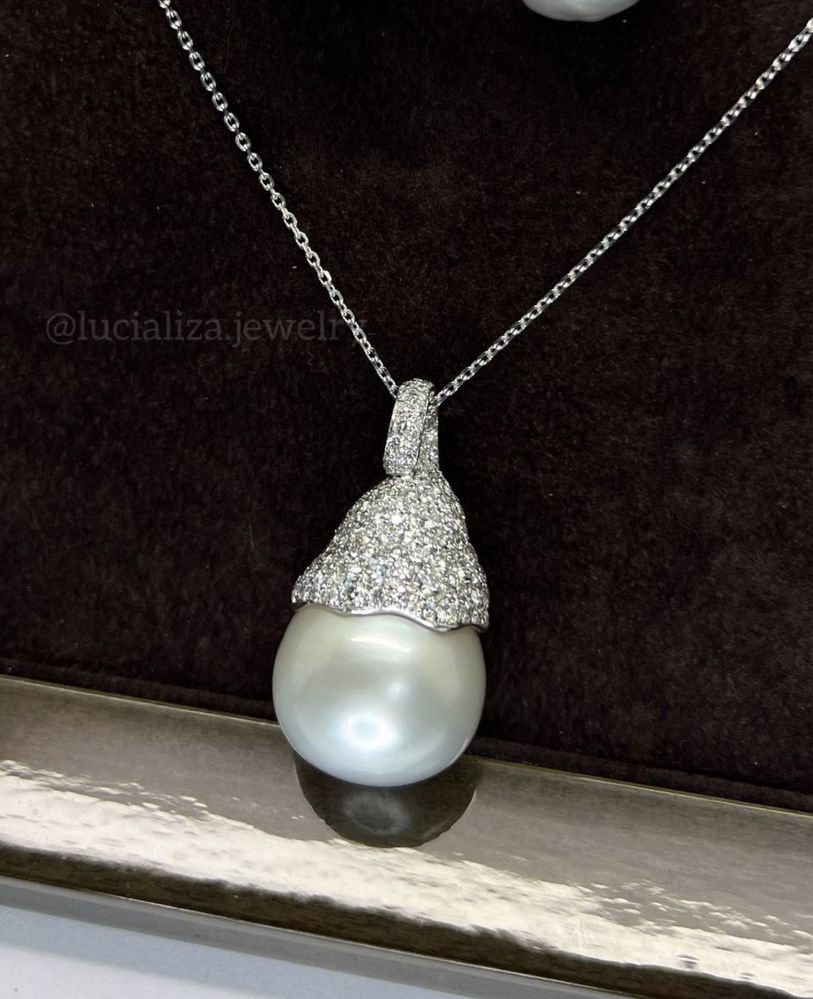 Золотое Колье с бриллиантами 4.17ct и жемчугом